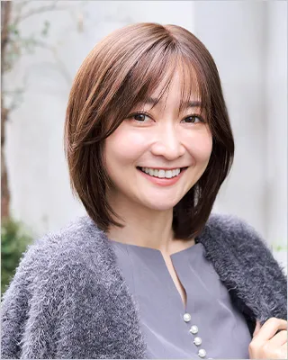 つむじと分け目が自然な医療用ウィッグ ミディアムウィッグ オーヴミディ