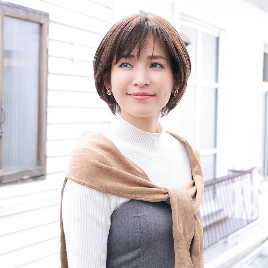 �K�[�����h�V���[�g ��×p�E�B�b�O �O�o�V�[���ɂ�����ރi�`�������V���[�g�B�ӂ���ƌy�₩�ɓ����ѐ悪�A���邭�_�炩�����͋C������܂��B