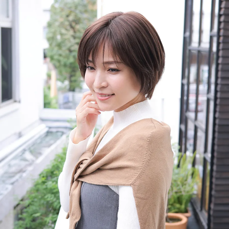 �K�[�����h�V���[�g ��×p�E�B�b�O �J�W���A���ȑ����ɂ����킹�₷���A�i�`�������V���[�g�B�y�������Ə_�炩���ї��ꂪ�A�\��𖾂邭�����܂��B